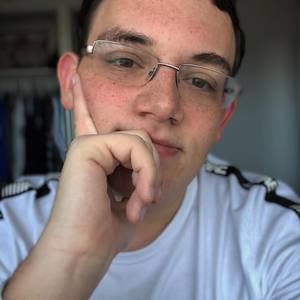 Meet your Posher, Domenic